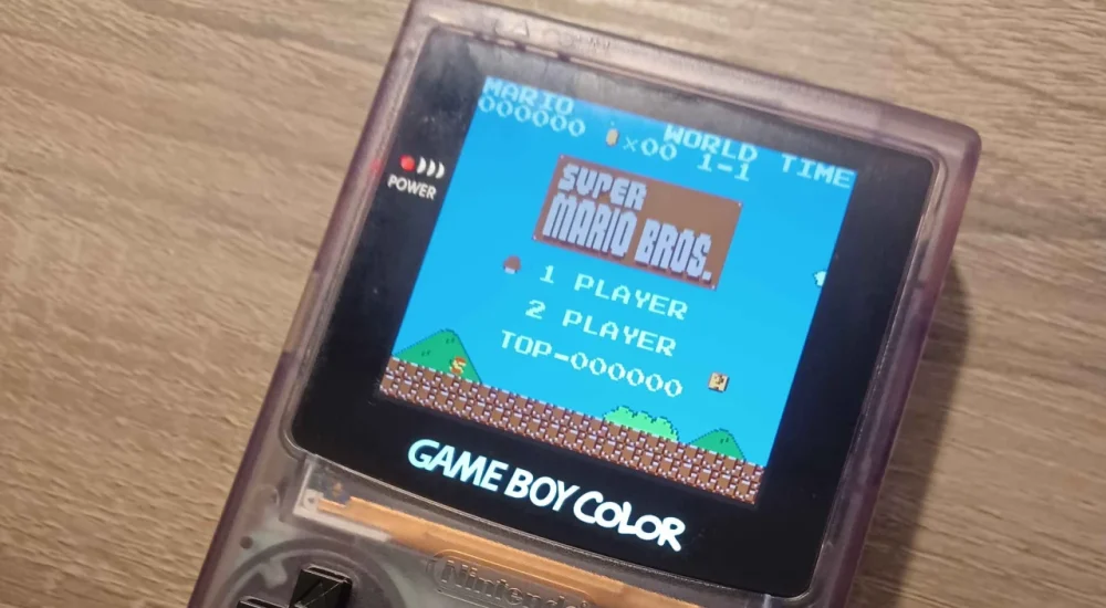 Original super mario on the game boy color